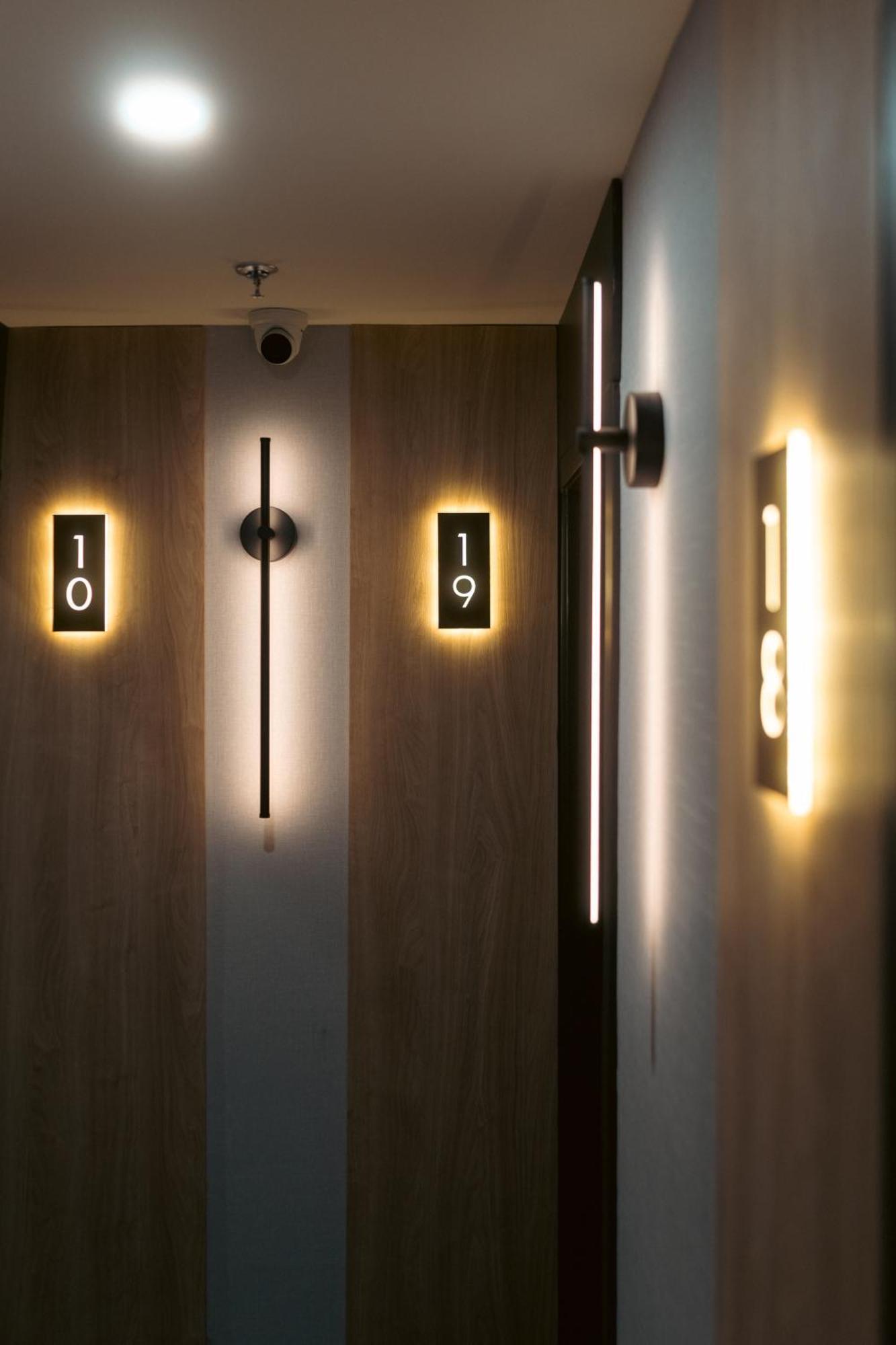 Lift Hotel Монреаль Экстерьер фото