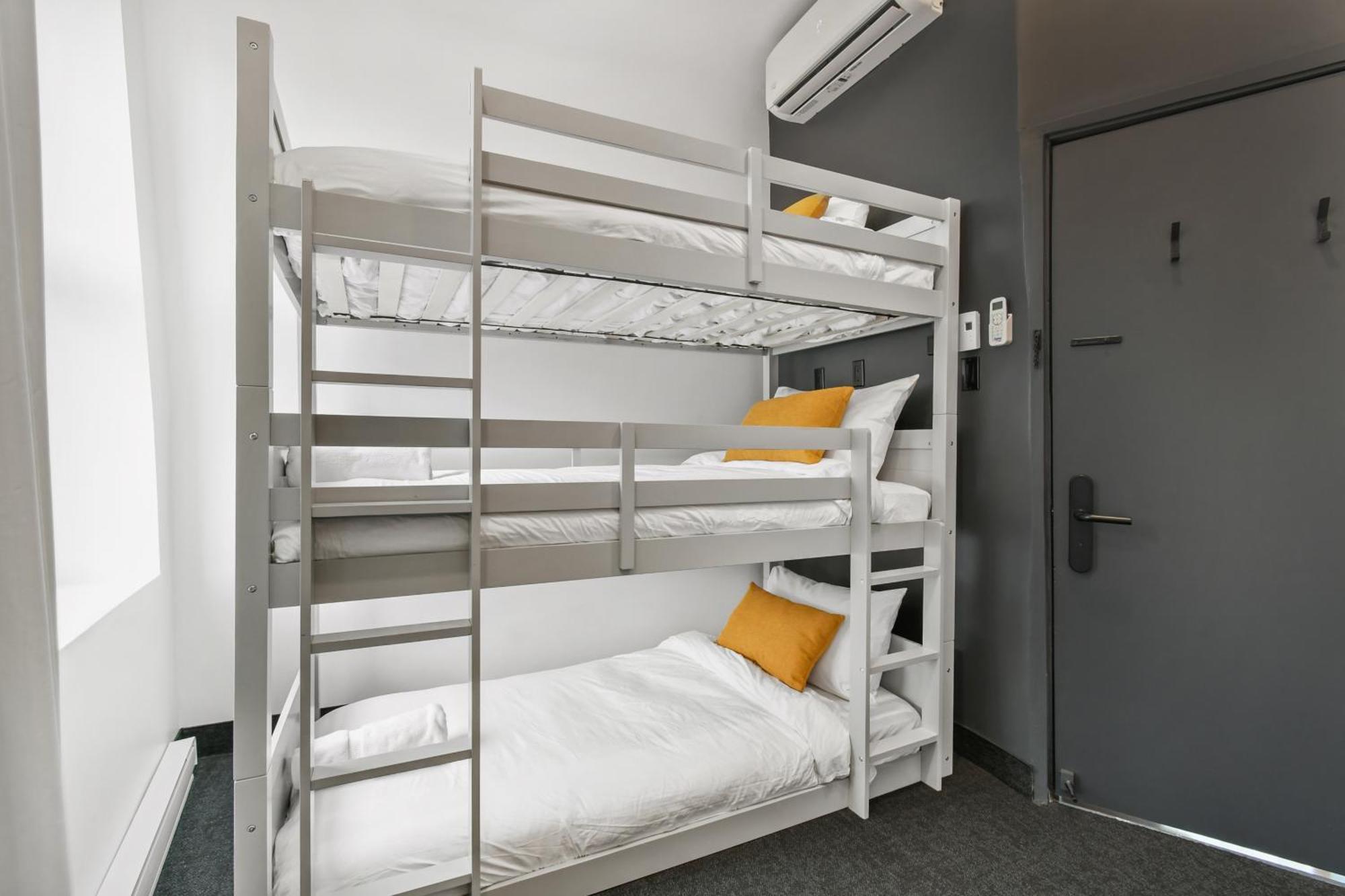 Lift Hotel Монреаль Экстерьер фото